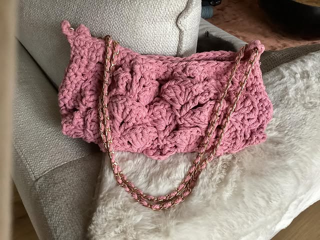 Sac rose chaîne