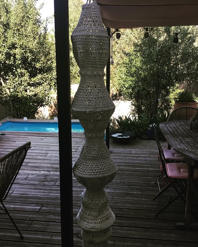 Lampadaire crochet blanc