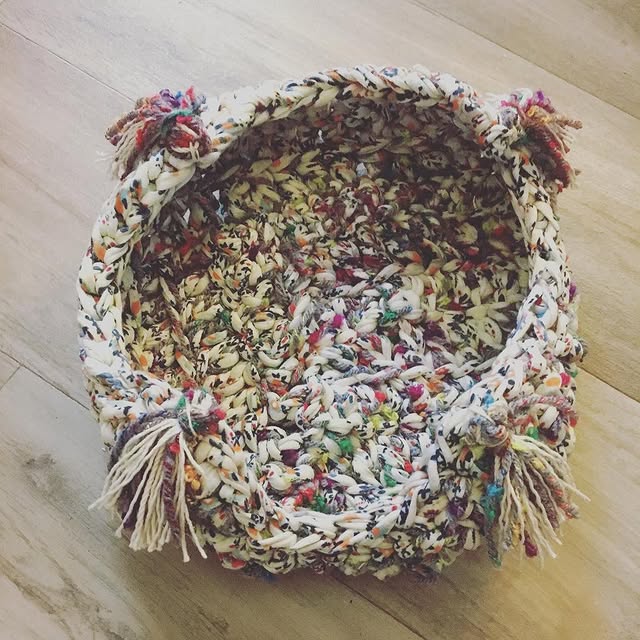 Corbeille tissu multicolore